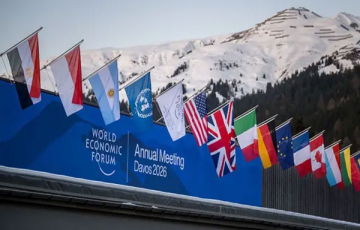 دافوس 2026.. طلاق وسخرية بين جناحي الناتو