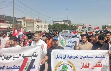 فعاليات احتجاجية تطالب بالعمل والسكن.. فلاحو المثنى يرفضون تسعيرة تسويق الحنطة