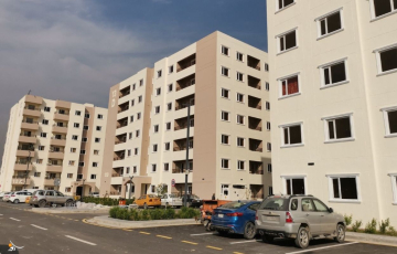 بعد إيقاف منح الإجازات الاستثمارية للمجمعات السكنية.. هل تنجح الحكومة في كبح أسعار العقارات ووضع حلول حقيقية لأزمة السكن؟
