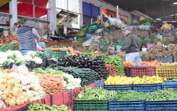 سباق تخزين الأطعمة يحتدم بين العراقيين