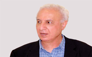 اقتحام آخر .. سماء أخرى.. من متاريس مونمارتر إلى أناشيد ساحة التحرير