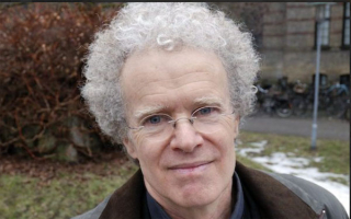 في دحض الاختزال الطبقي.. لماذا الطبقة مهمة؟ / بقلم: لينا رايشاردت*